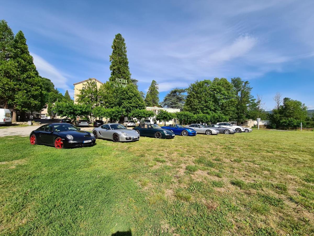 Logis Hotel Restaurant Les Cedres ジョワイユーズ エクステリア 写真